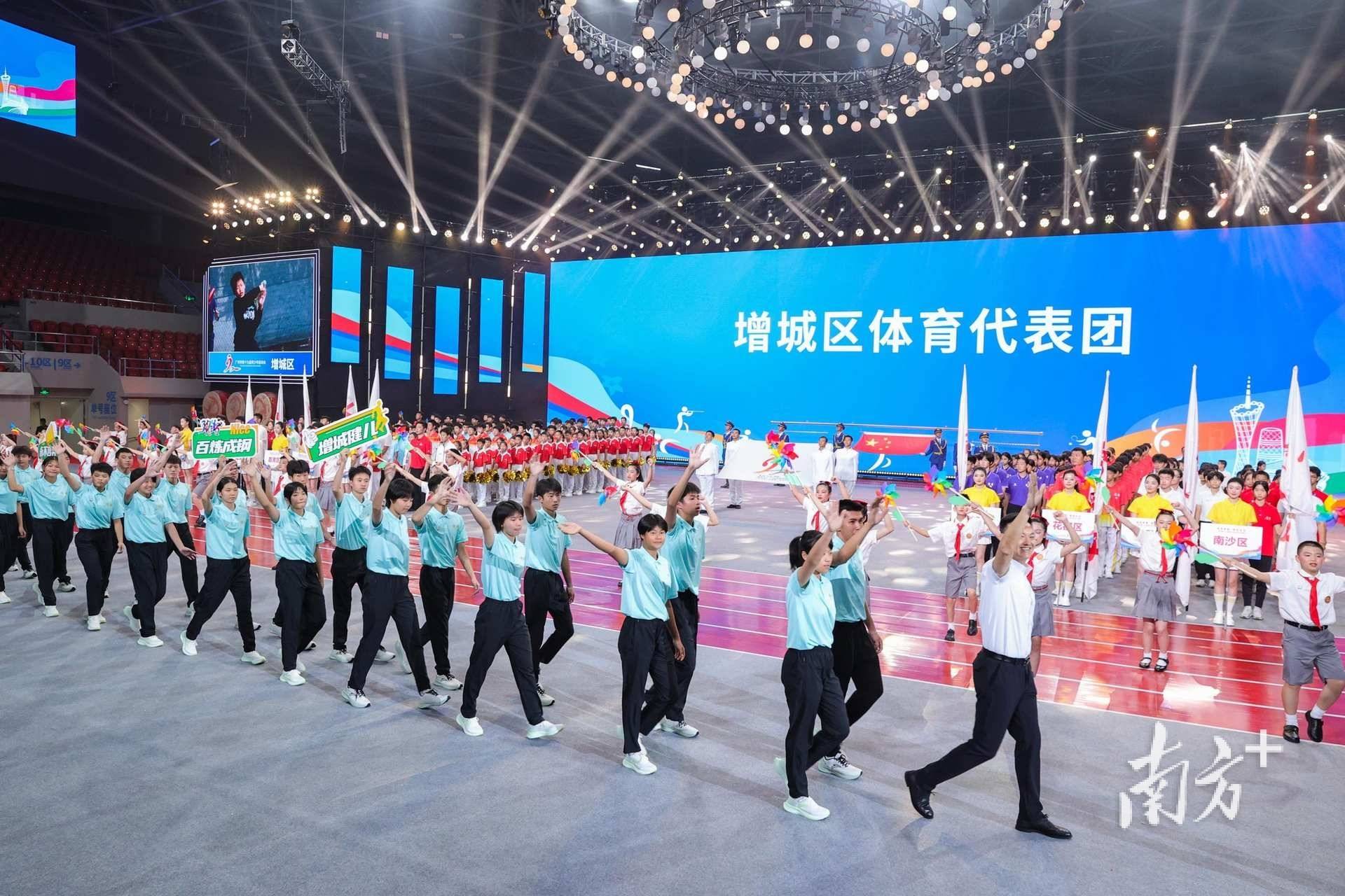 九游体育中国官网-运动员斗志昂扬，体育赛场掀起热潮