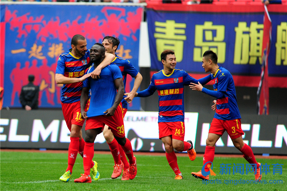 青岛黄海队豪取胜利，晋级半决赛